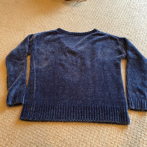 Gap Chenille V-Neck Sweater - Picture 2 of 4